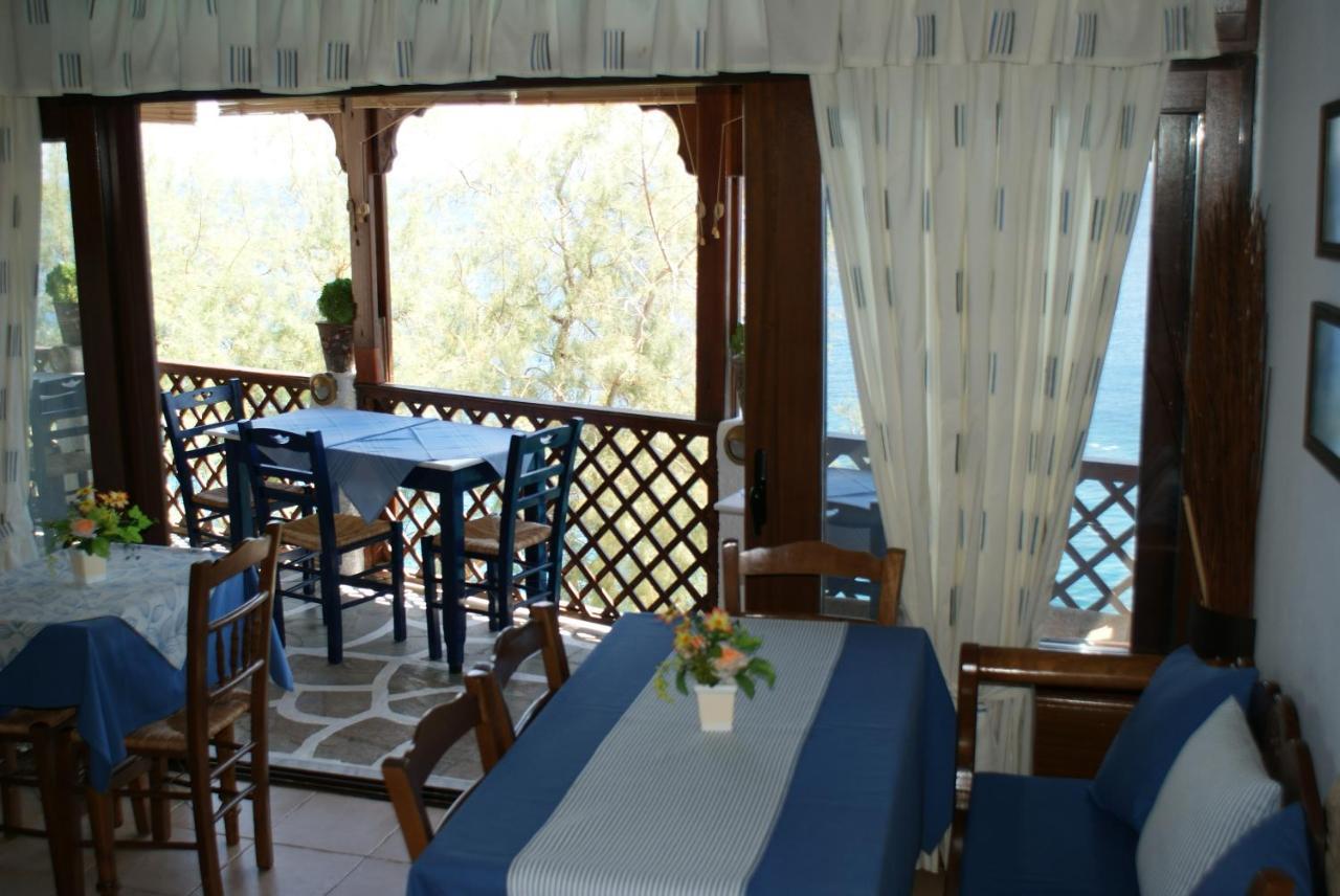 Pension Akropolis 키라파나기아 외부 사진